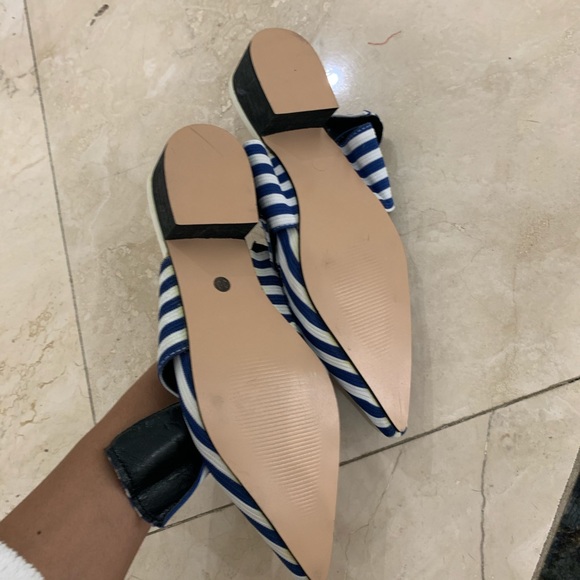 NWOT Nautical Bow Tie Striped Print Shoes - Picture 4 of 8